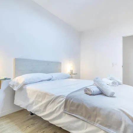 Apto Lope De Sosa Junto Al Casco Historico & Parking Gratuito Apartment *