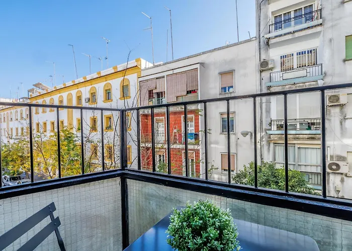 Apto Lope De Sosa Junto Al Casco Histórico&parking Gratuito