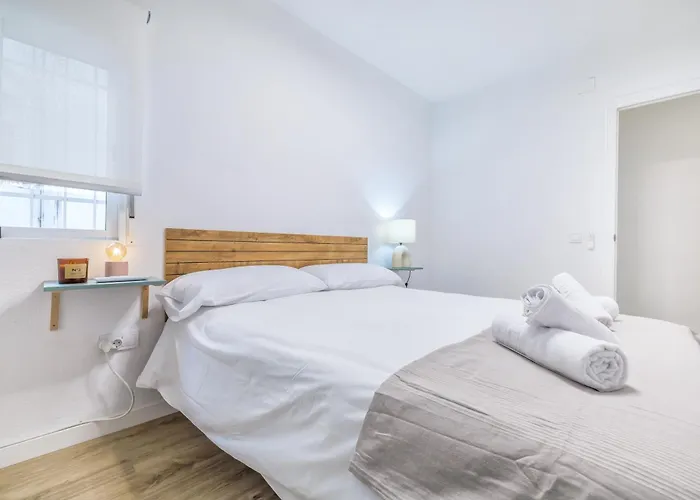 Apto Lope De Sosa Junto Al Casco Histórico&parking Gratuito