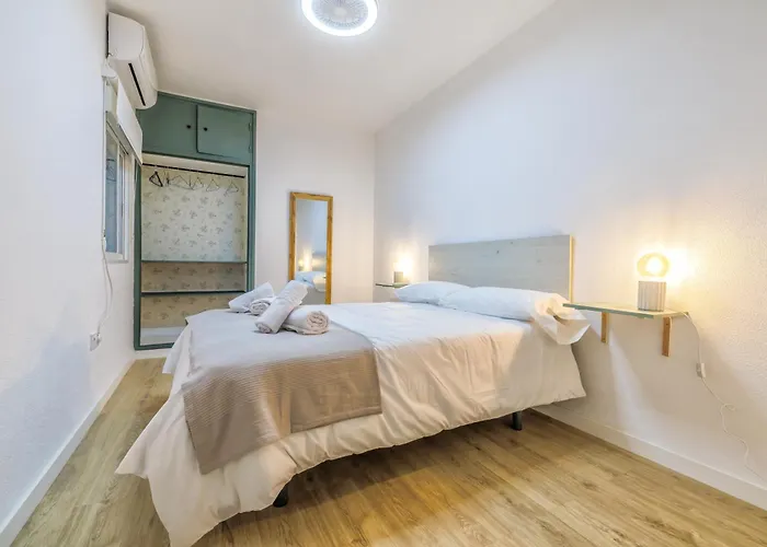 Apto Lope De Sosa Junto Al Casco Histórico&parking Gratuito Apartamento